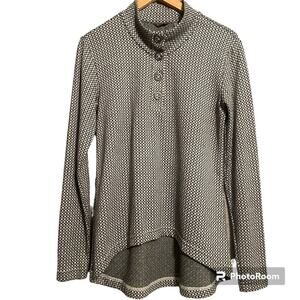 MERRELL Fall Women’s Black and White Geometric light sweatshirt Size L